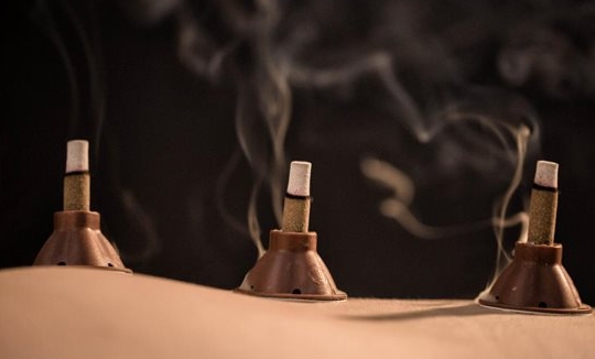 试管取卵后艾灸好处多，不仅仅只是提高成功率