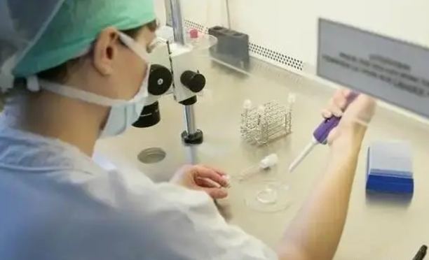 染色体异常人群怎么生育，三代试管技术能筛选出健康的胚胎