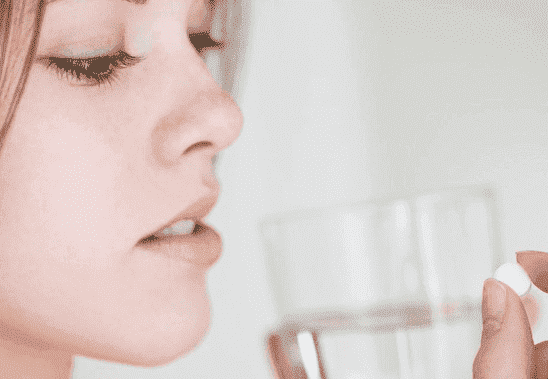 月经第三天孕酮17如何处理？