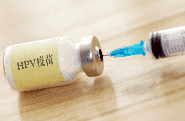 输卵管积水3cm国内哪家医院可以做供卵试管婴儿？