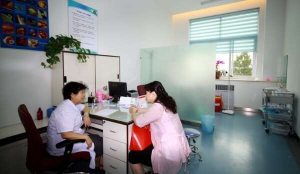 高龄做哈萨克斯坦试管多少钱？附最新试管费用明细